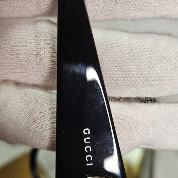 AUTHENTICATED GUCCI SUNGLASSES - Picture 14 of 16